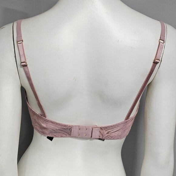 Victoria's Secret Unlined Zebra Lace Demi Bra - Picture 4 of 9